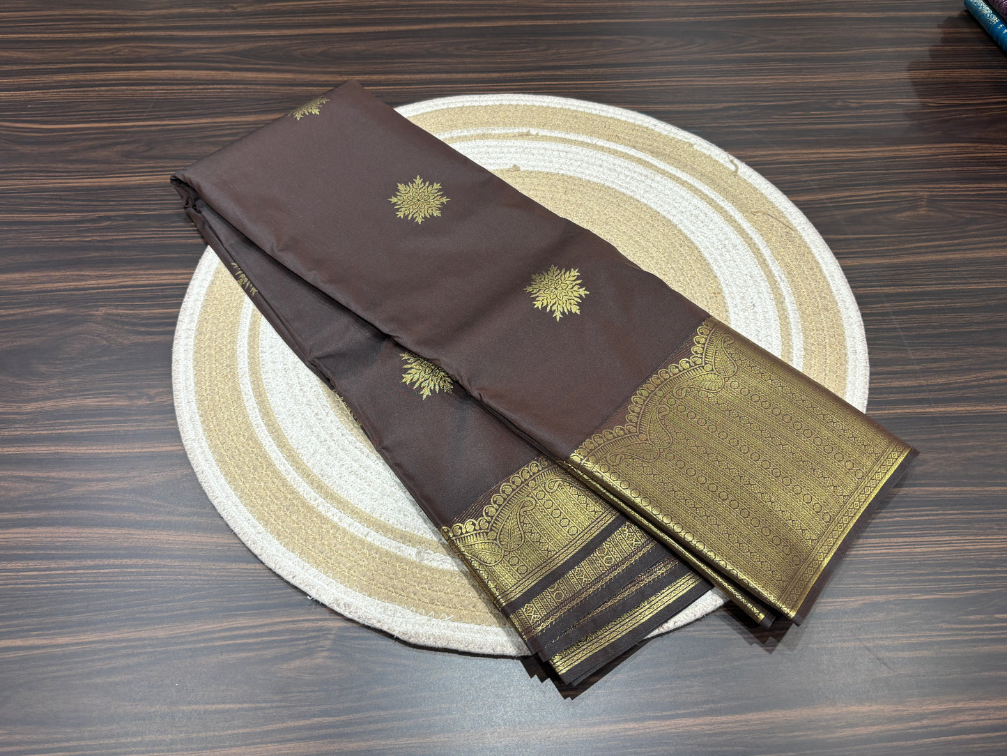 Semi Kanchipuram silk
