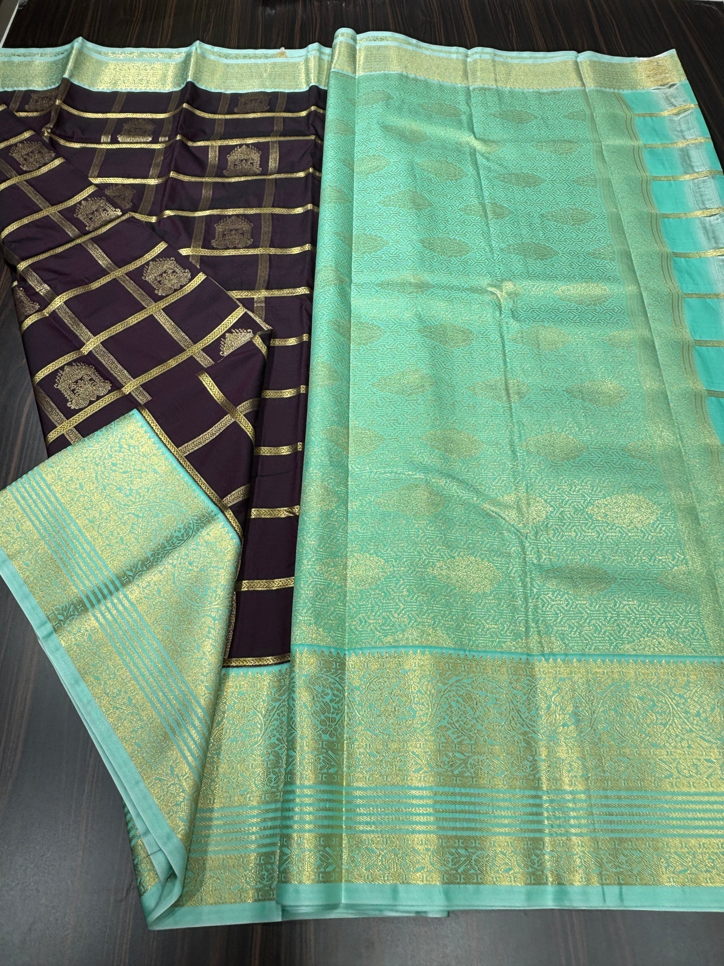 Semi Kanchipuram silk