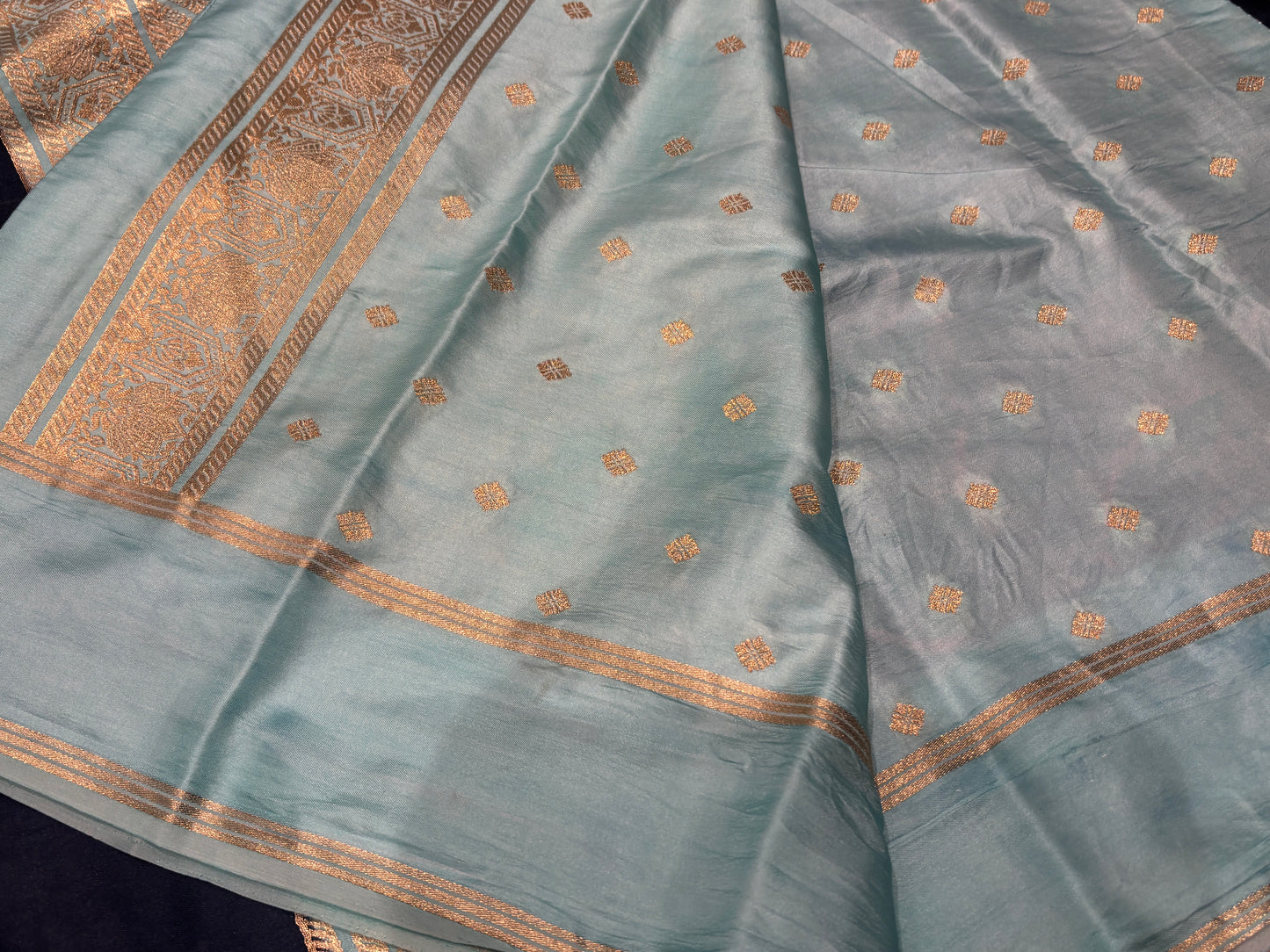 Soft crape saree