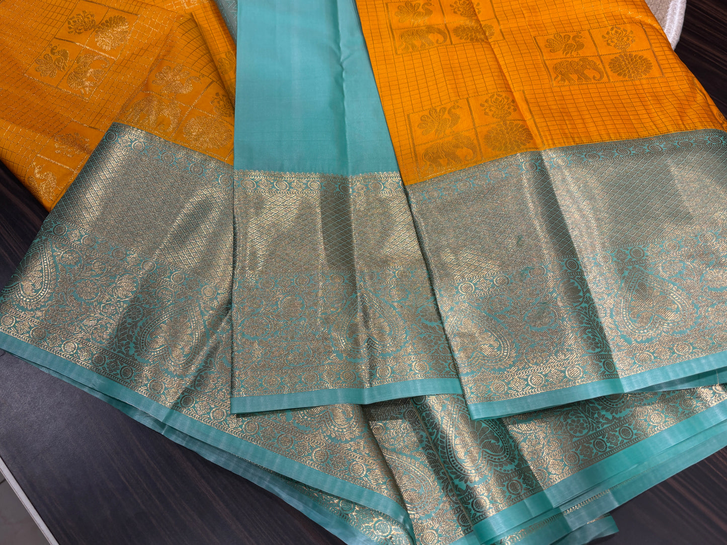 Semi Kanchipuram silk