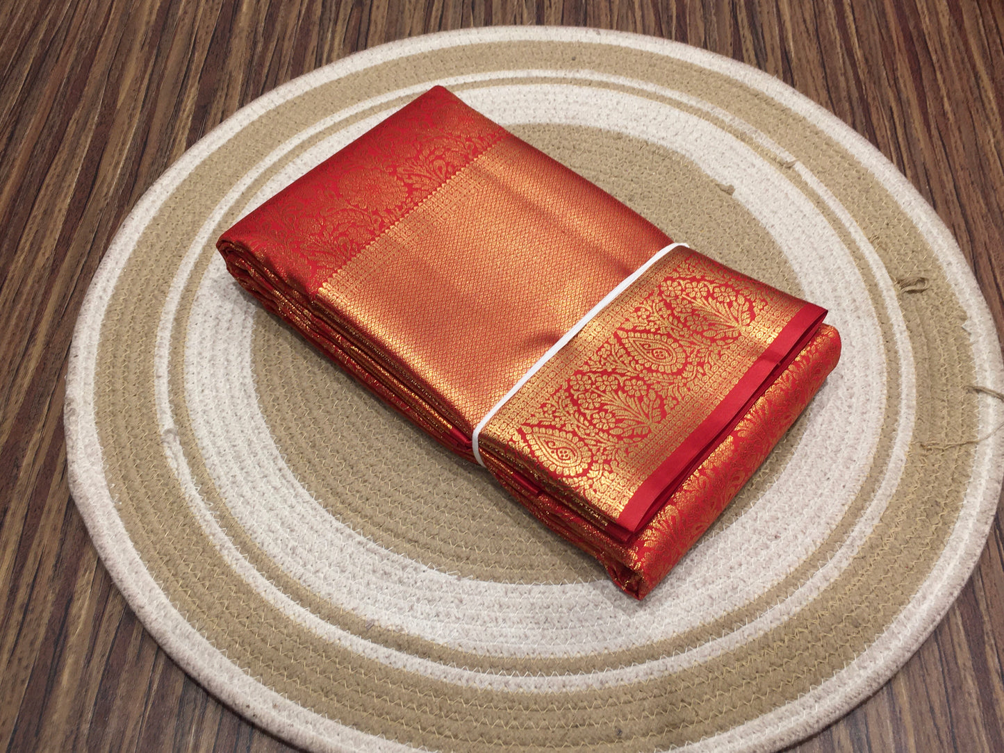 Semi Kanchipuram silk