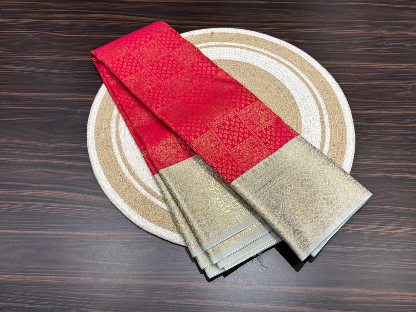 Semi Kanchipuram silk
