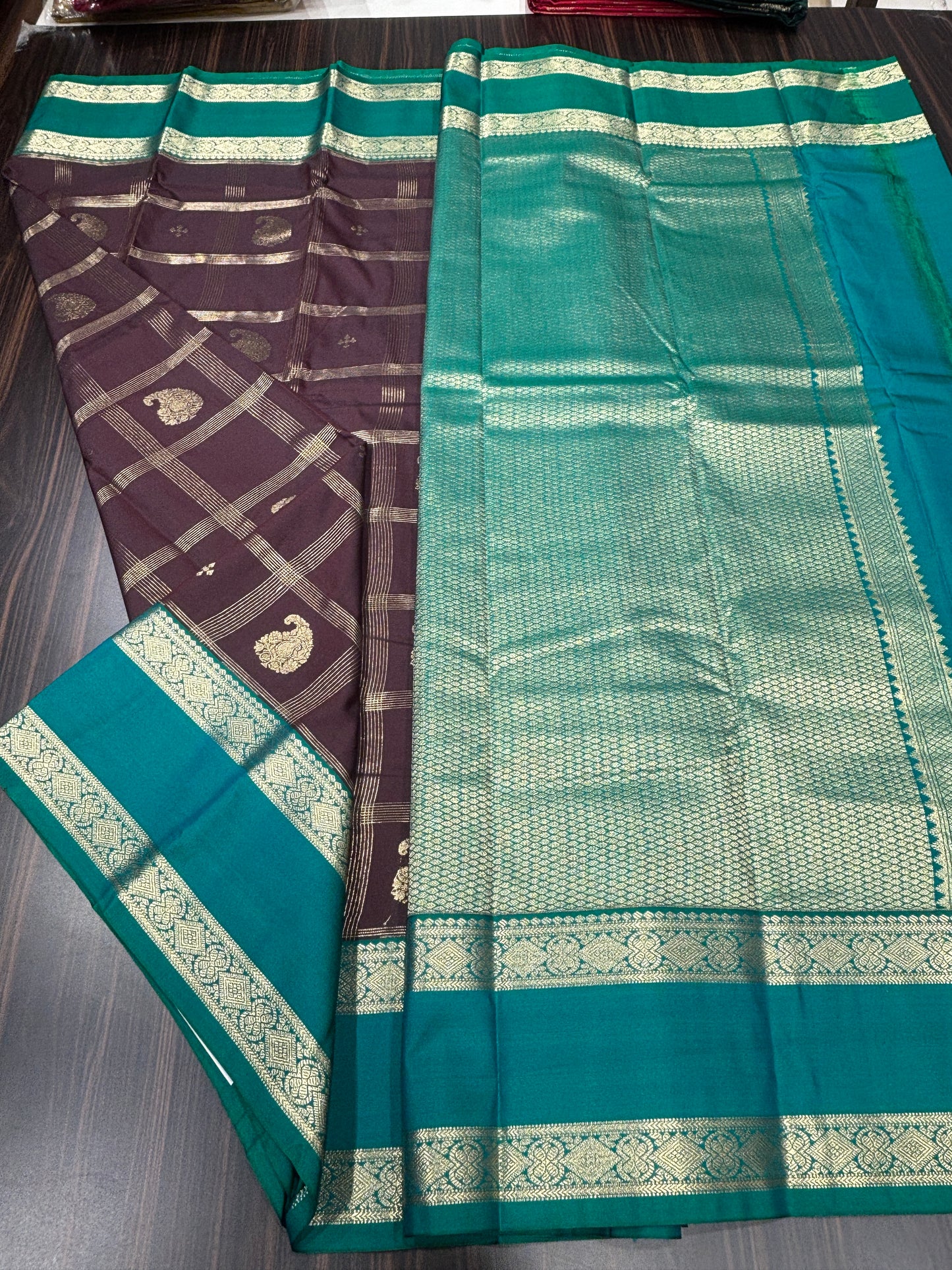 Semi Kanchipuram silk
