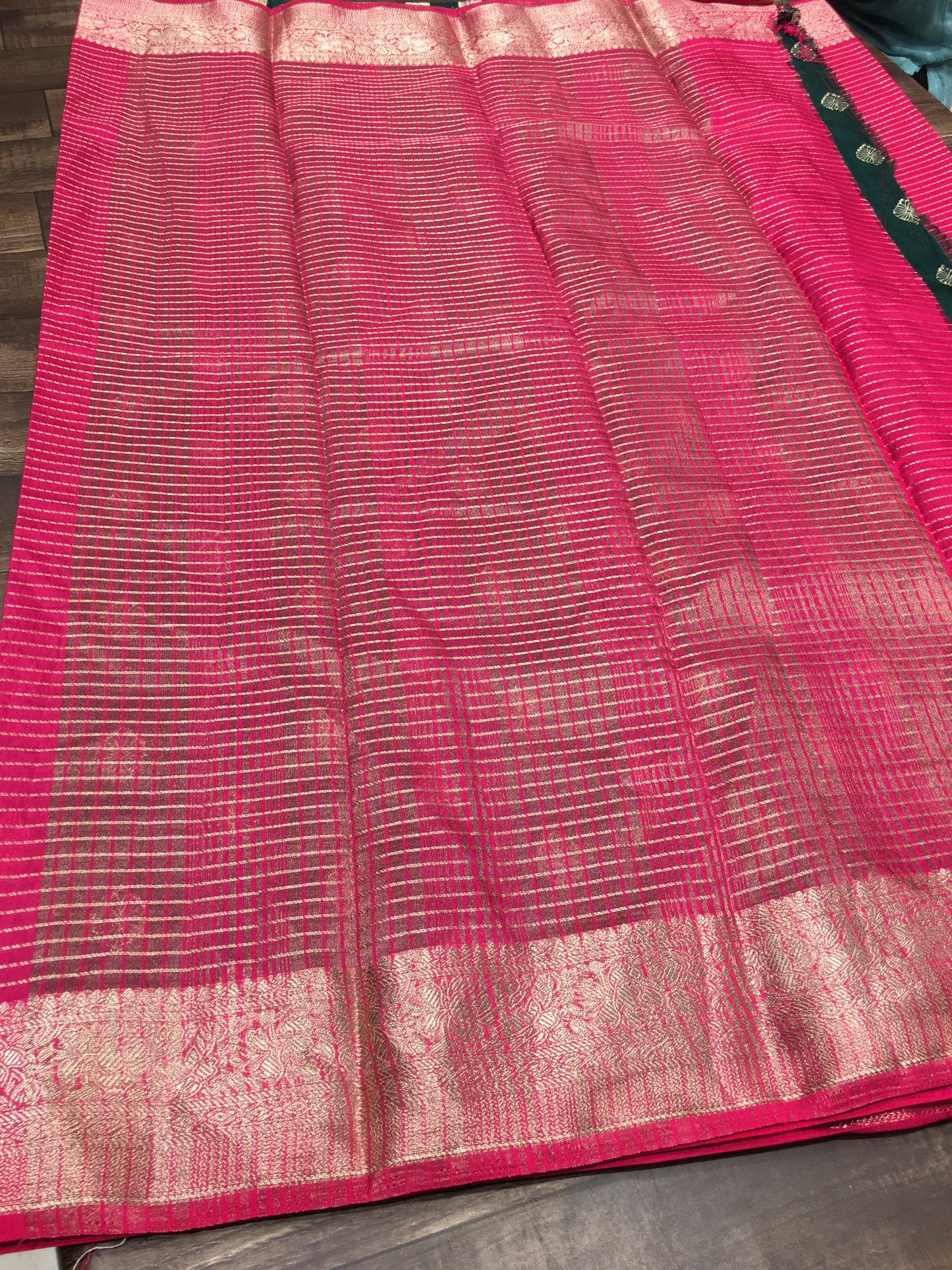 Dola silk saree