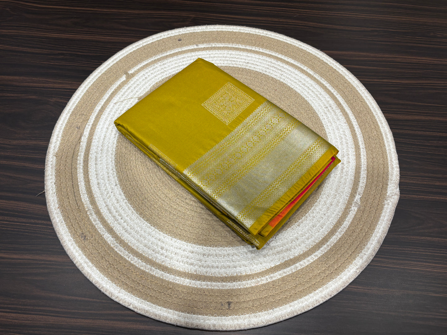 Semi Kanchipuram silk