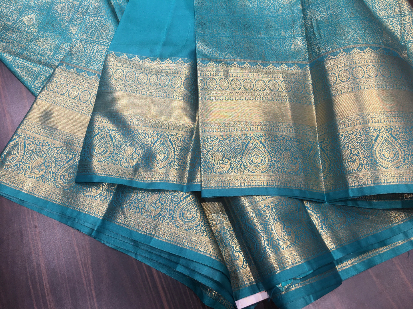 Semi Kanchipuram silk