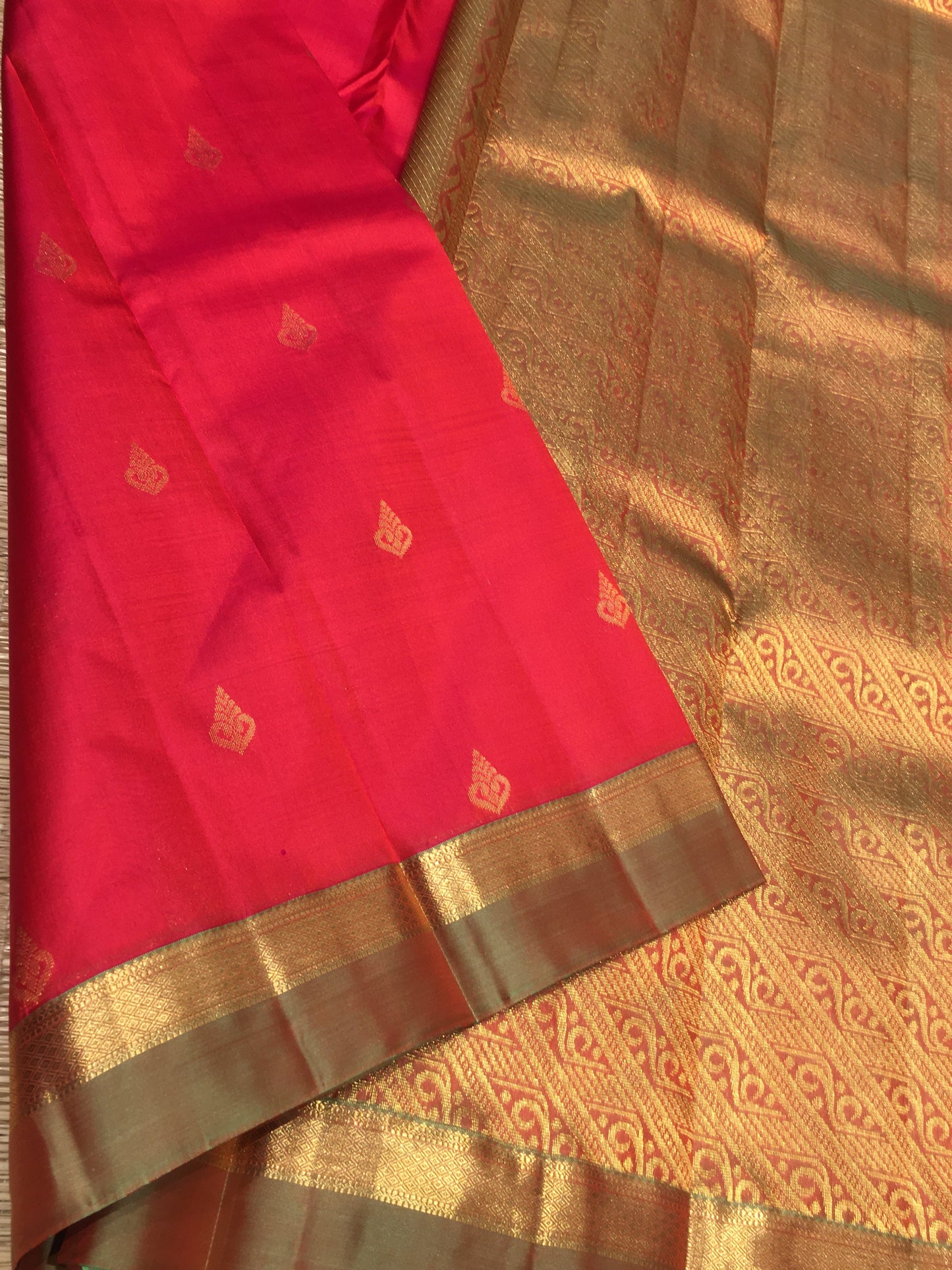 Pure Kanchipuram silk