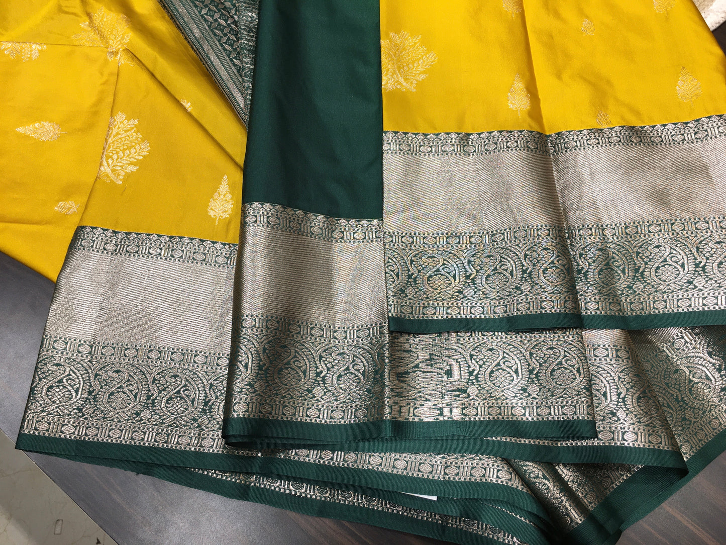 Semi Kanchipuram silk