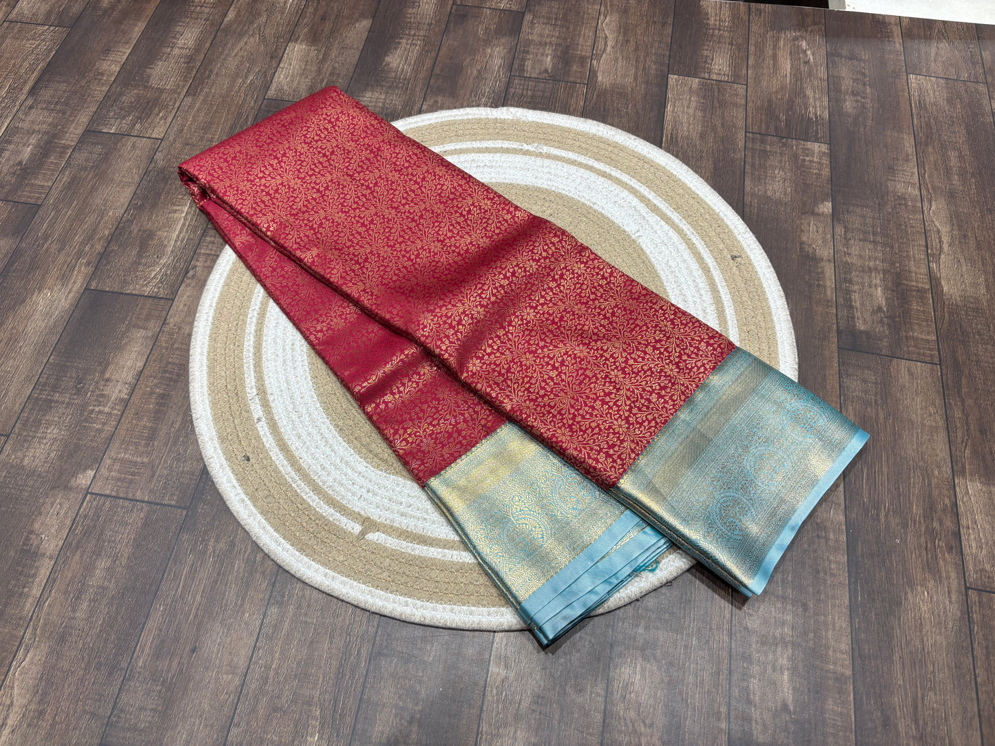 Semi Kanchipuram silk