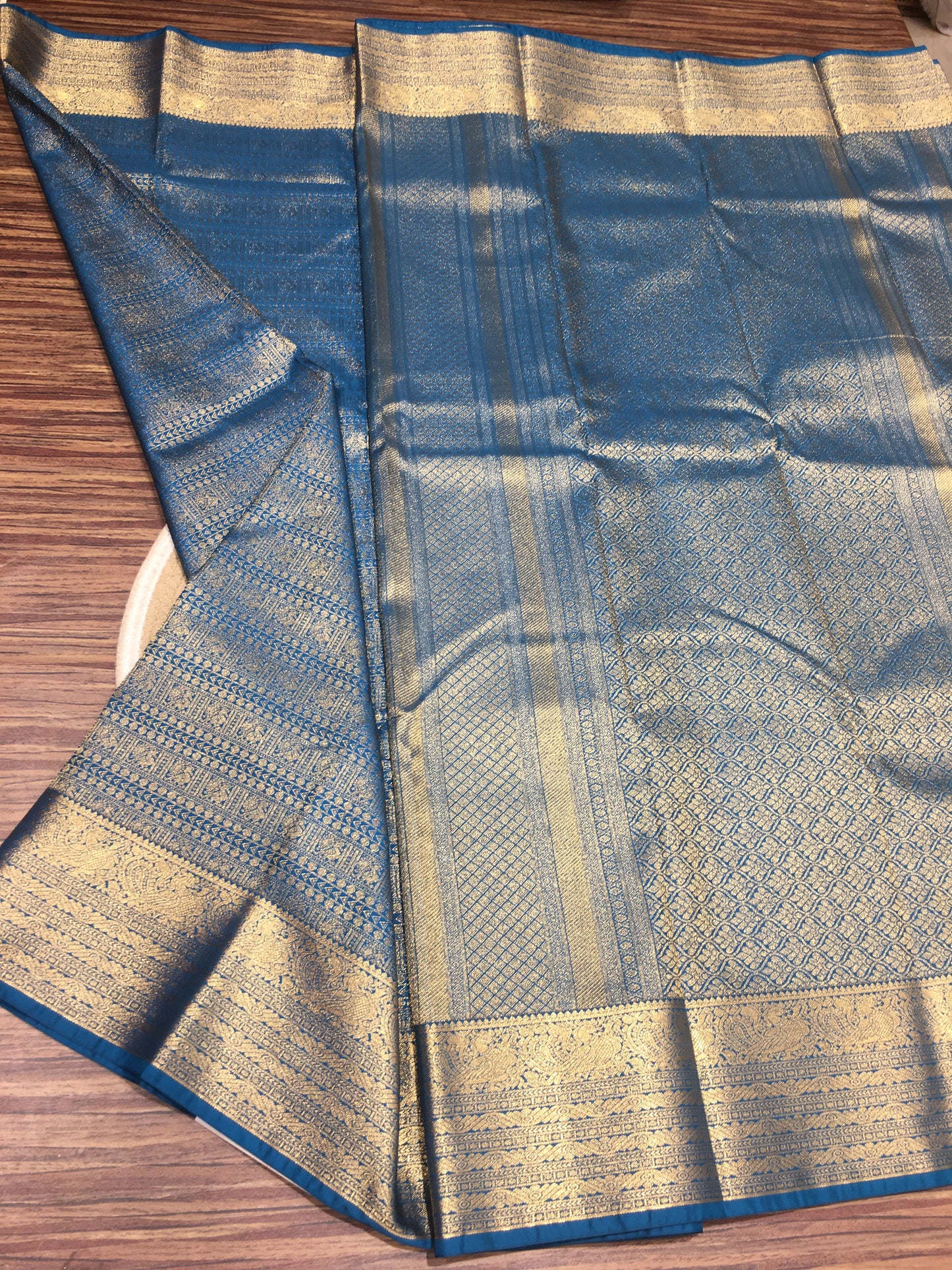 Semi Kanchipuram silk