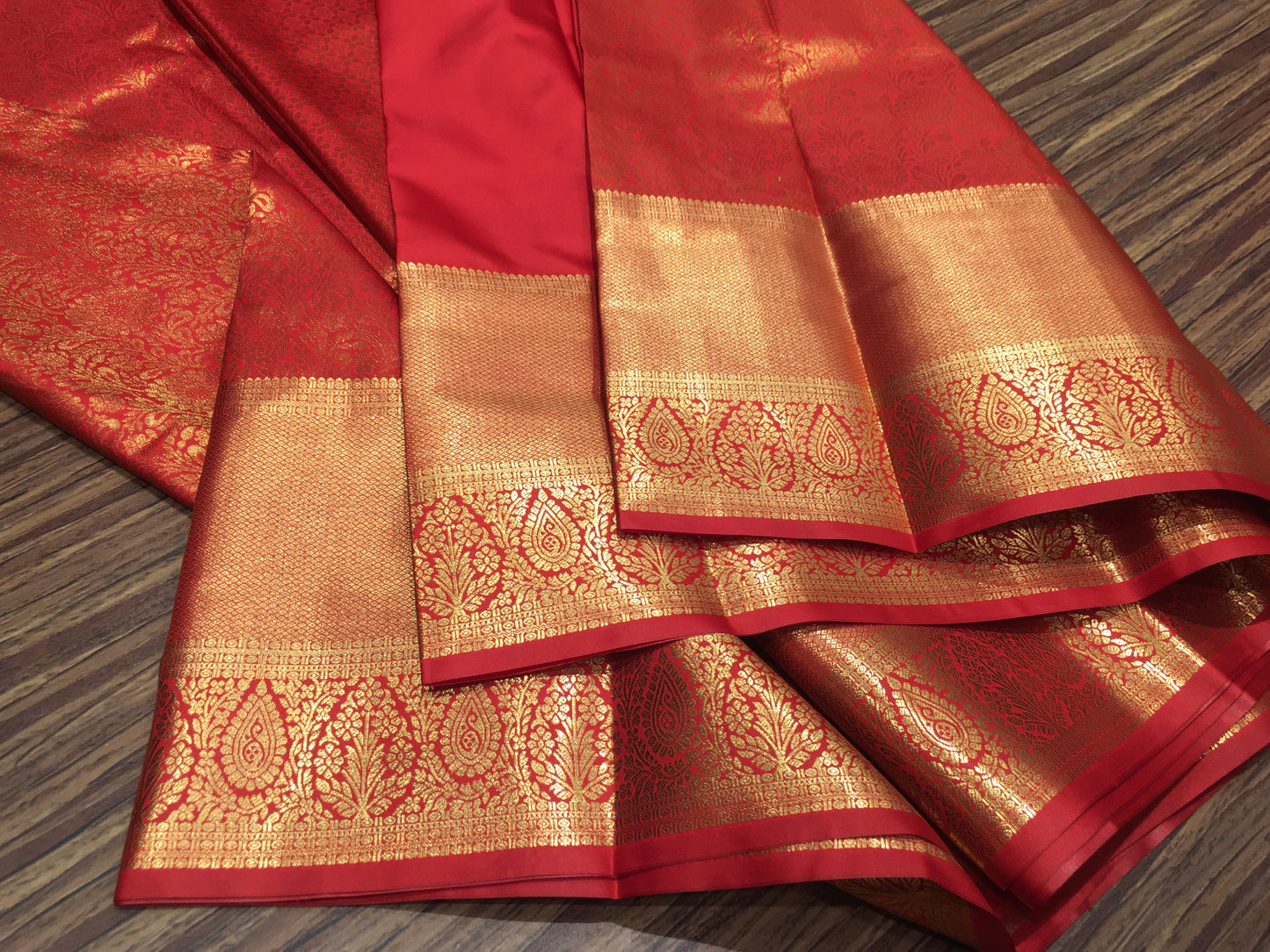 Semi Kanchipuram silk