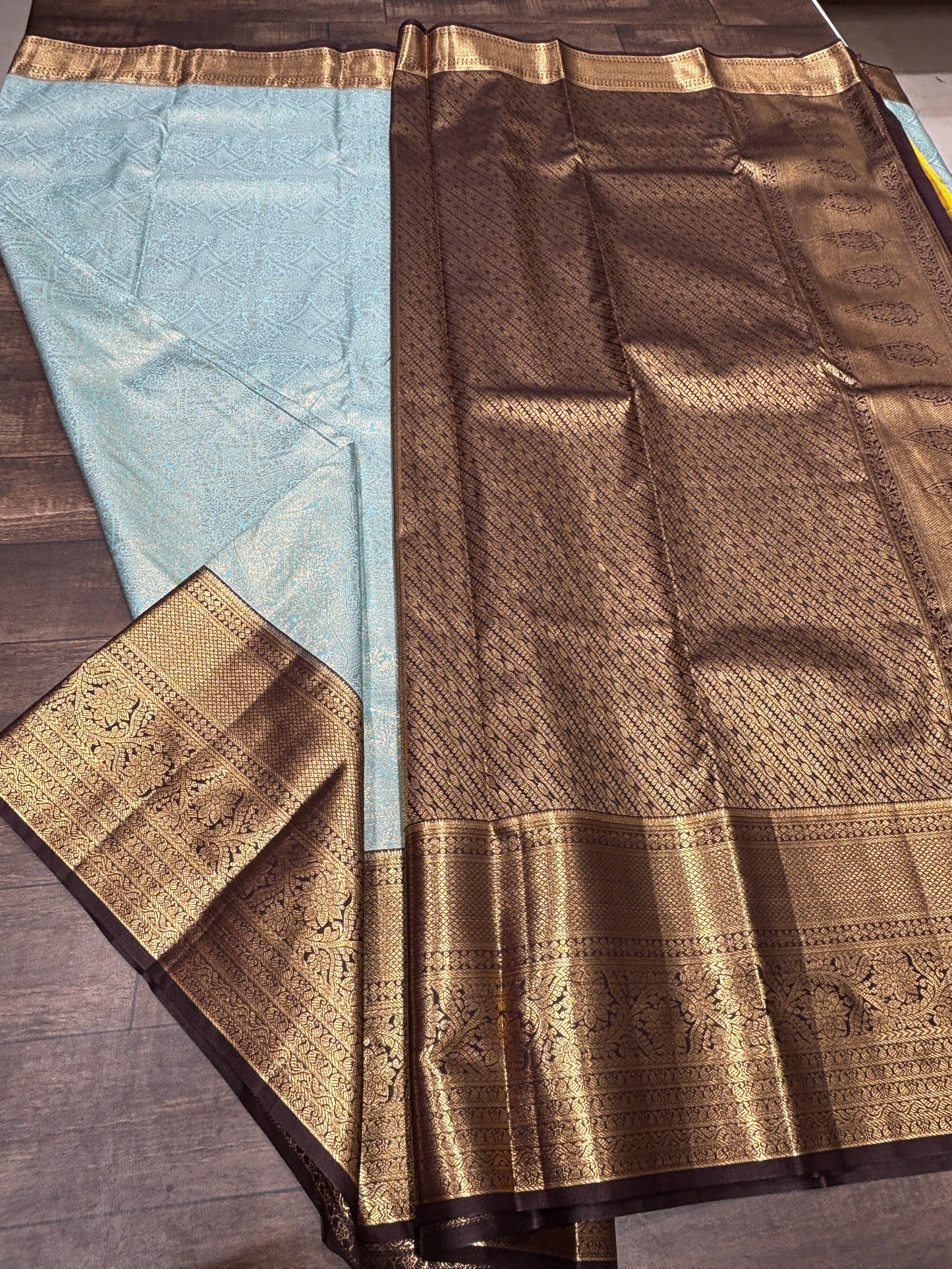 Semi Kanchipuram silk