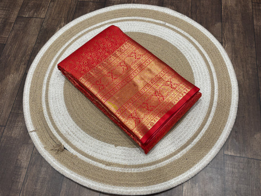 Semi Kanchipuram silk