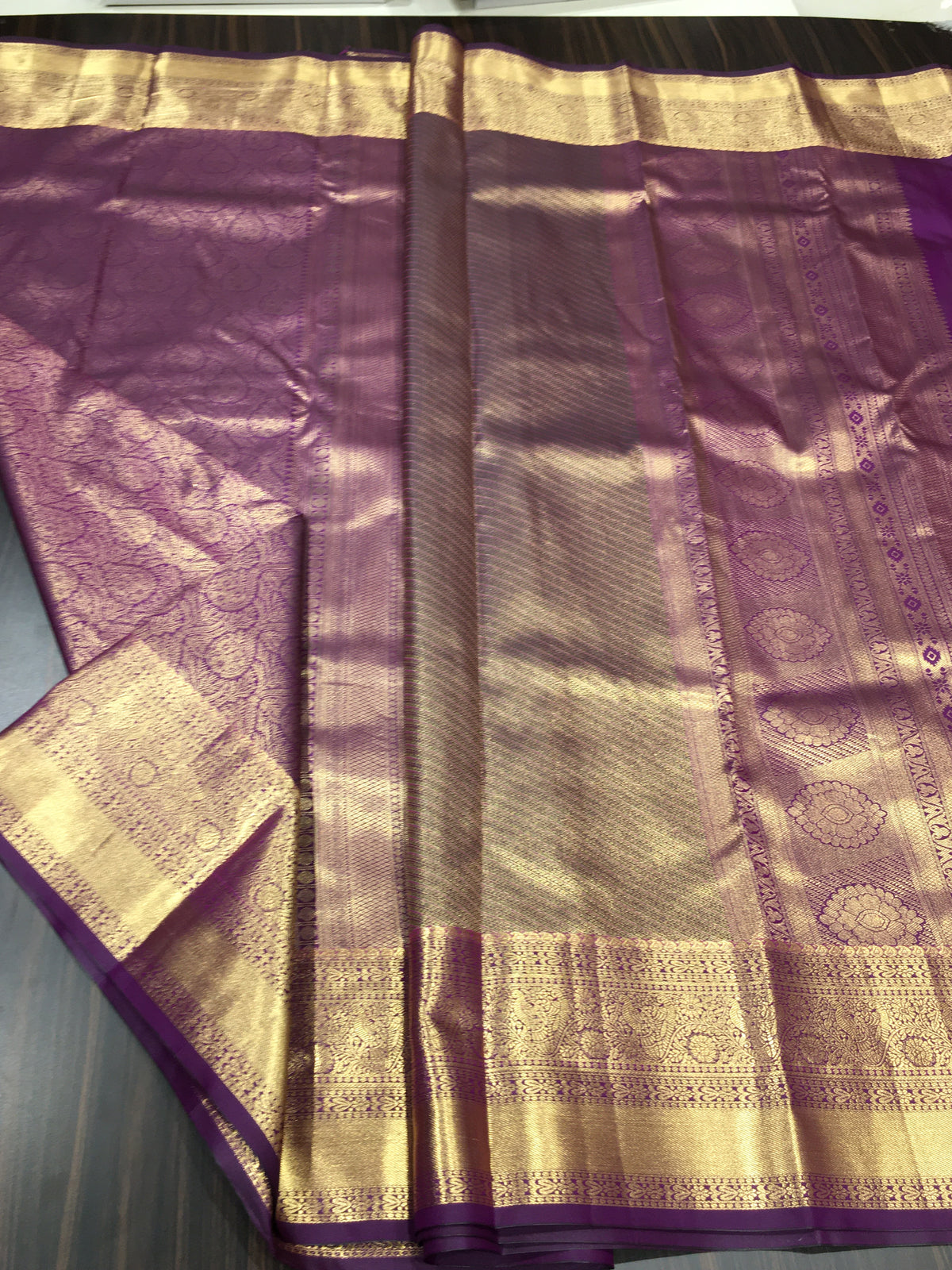 Semi Kanchipuram silk