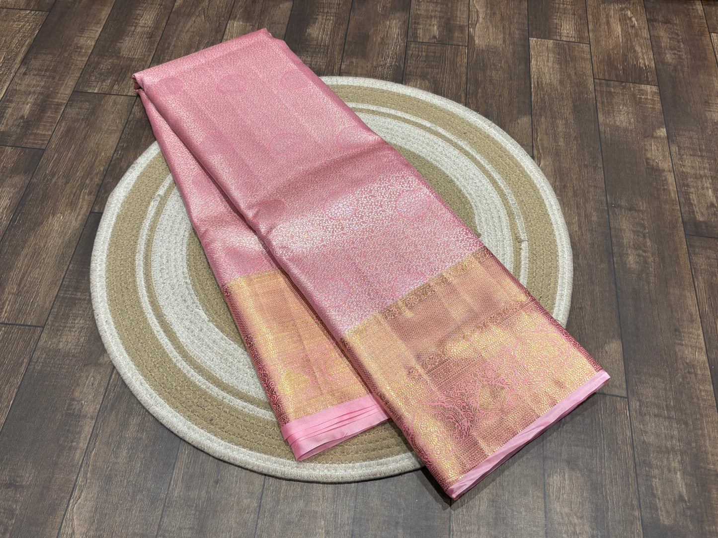 Semi Kanchipuram silk