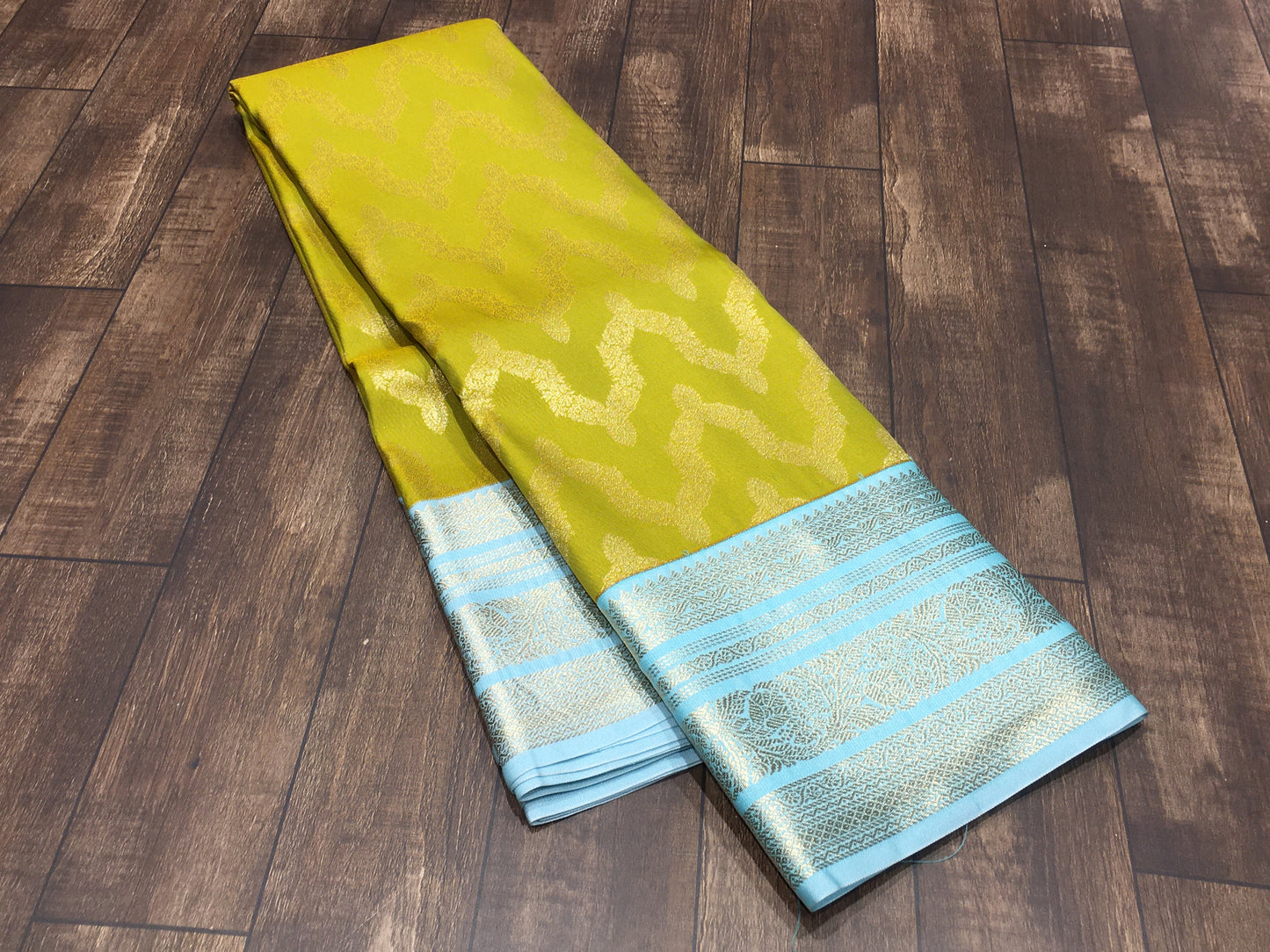 Semi Kanchipuram silk