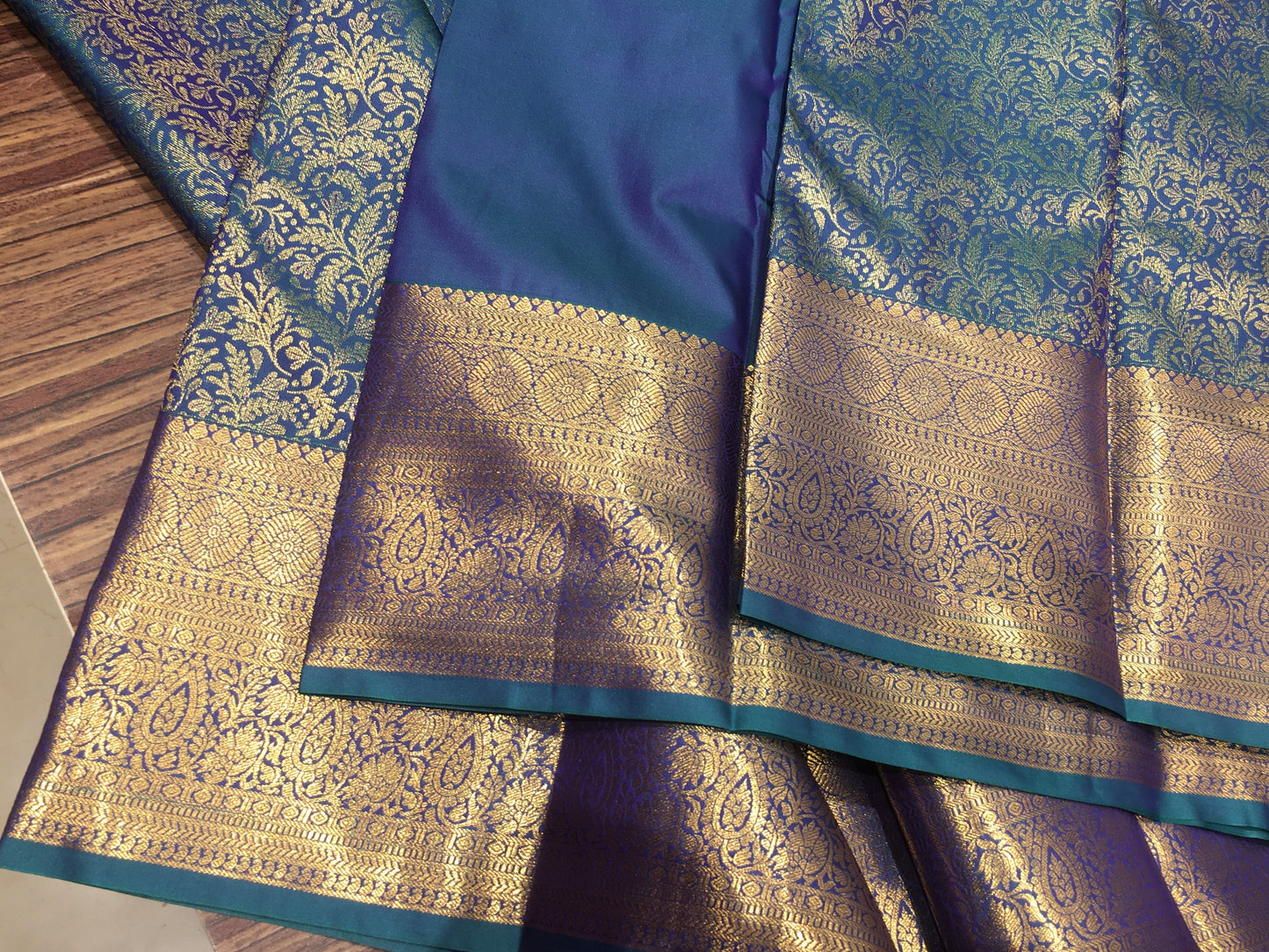 Semi Kanchipuram silk
