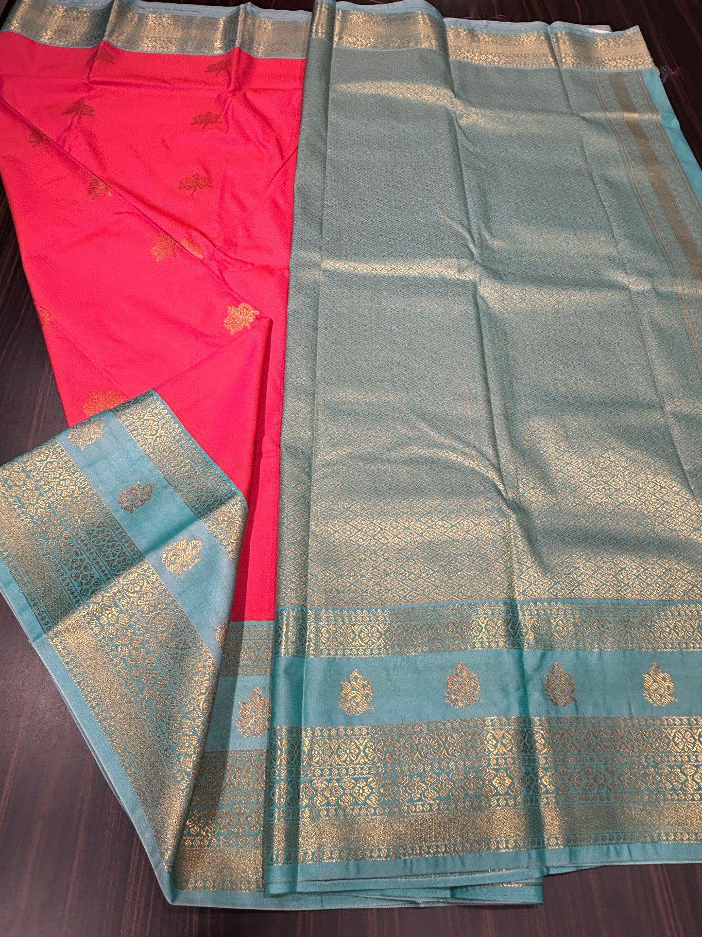 Semi Kanchipuram silk