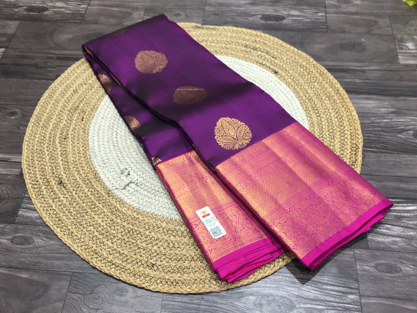 Pure kanchipuram silk