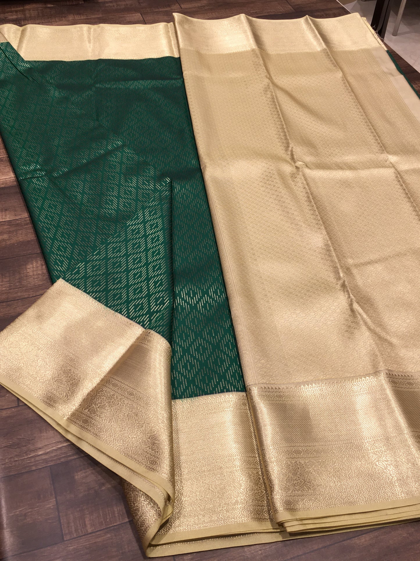 Semi Kanchipuram silk