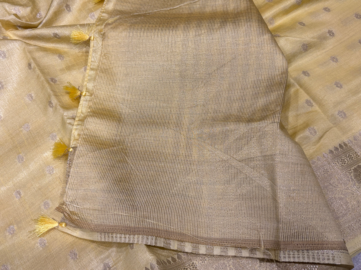 Lilly tussar saree