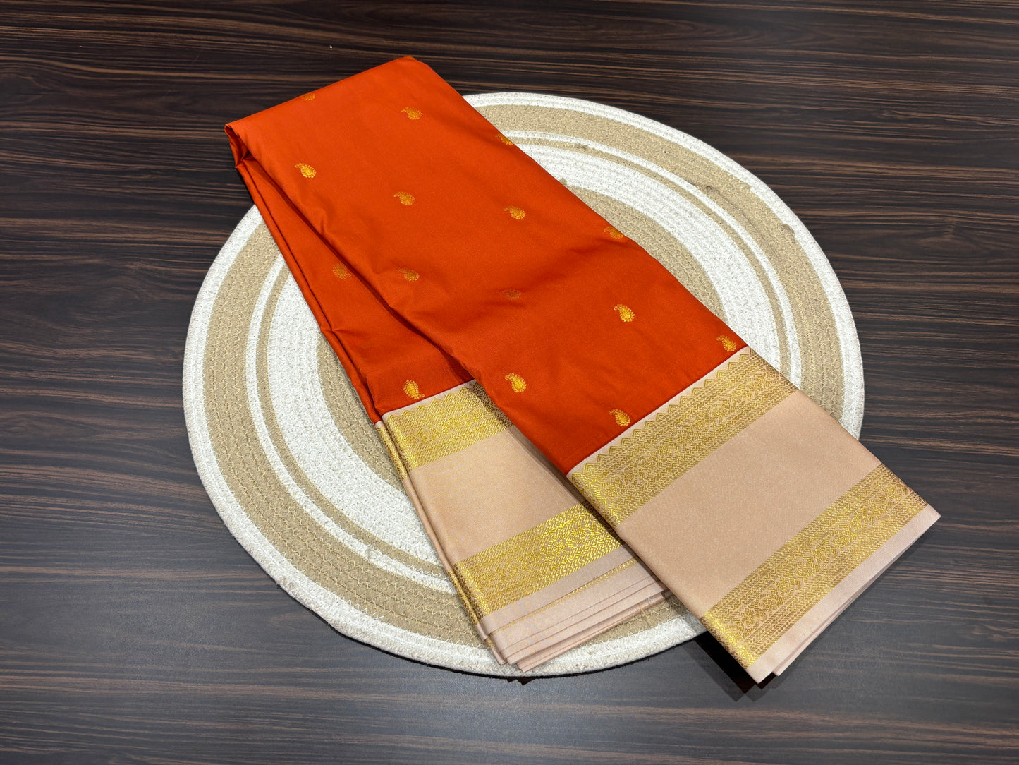 Semi Kanchipuram silk