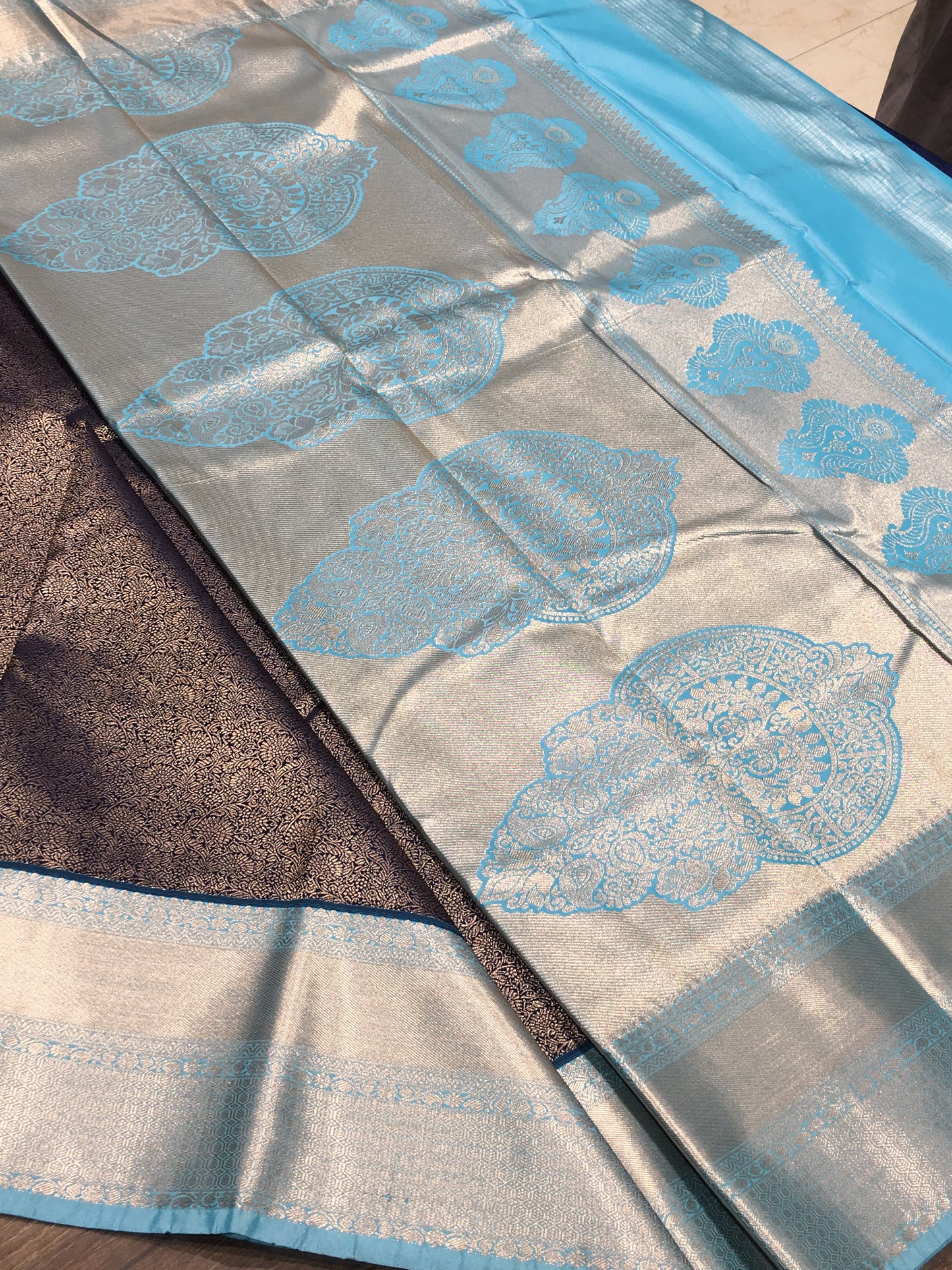 Semi Kanchipuram silk