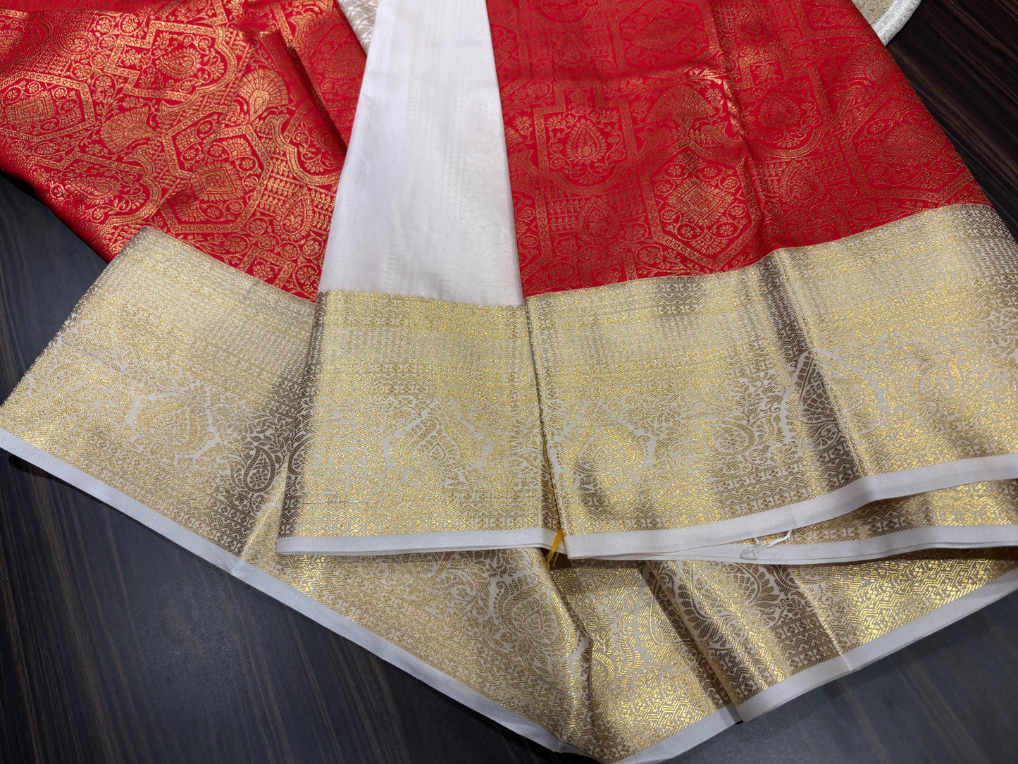 Semi Kanchipuram silk