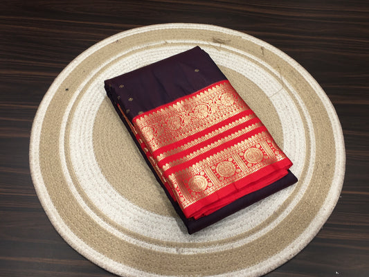 Semi Kanchipuram silk
