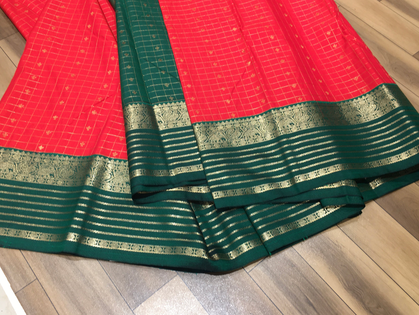 Semi Kanchipuram silk