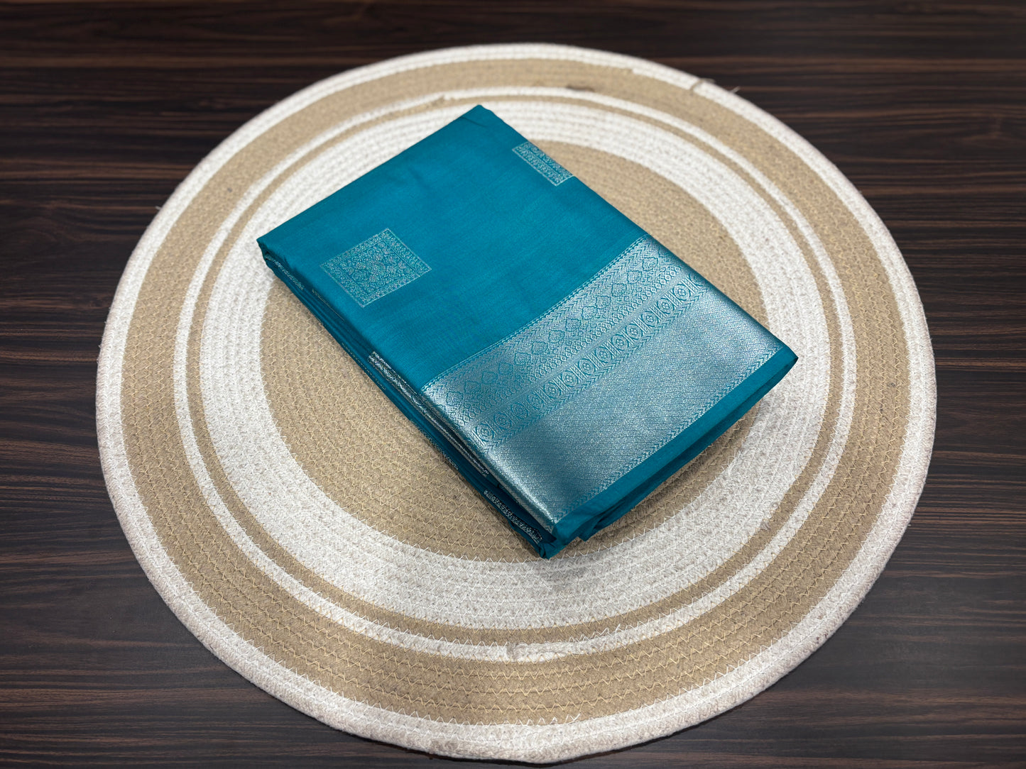 Semi Kanchipuram silk