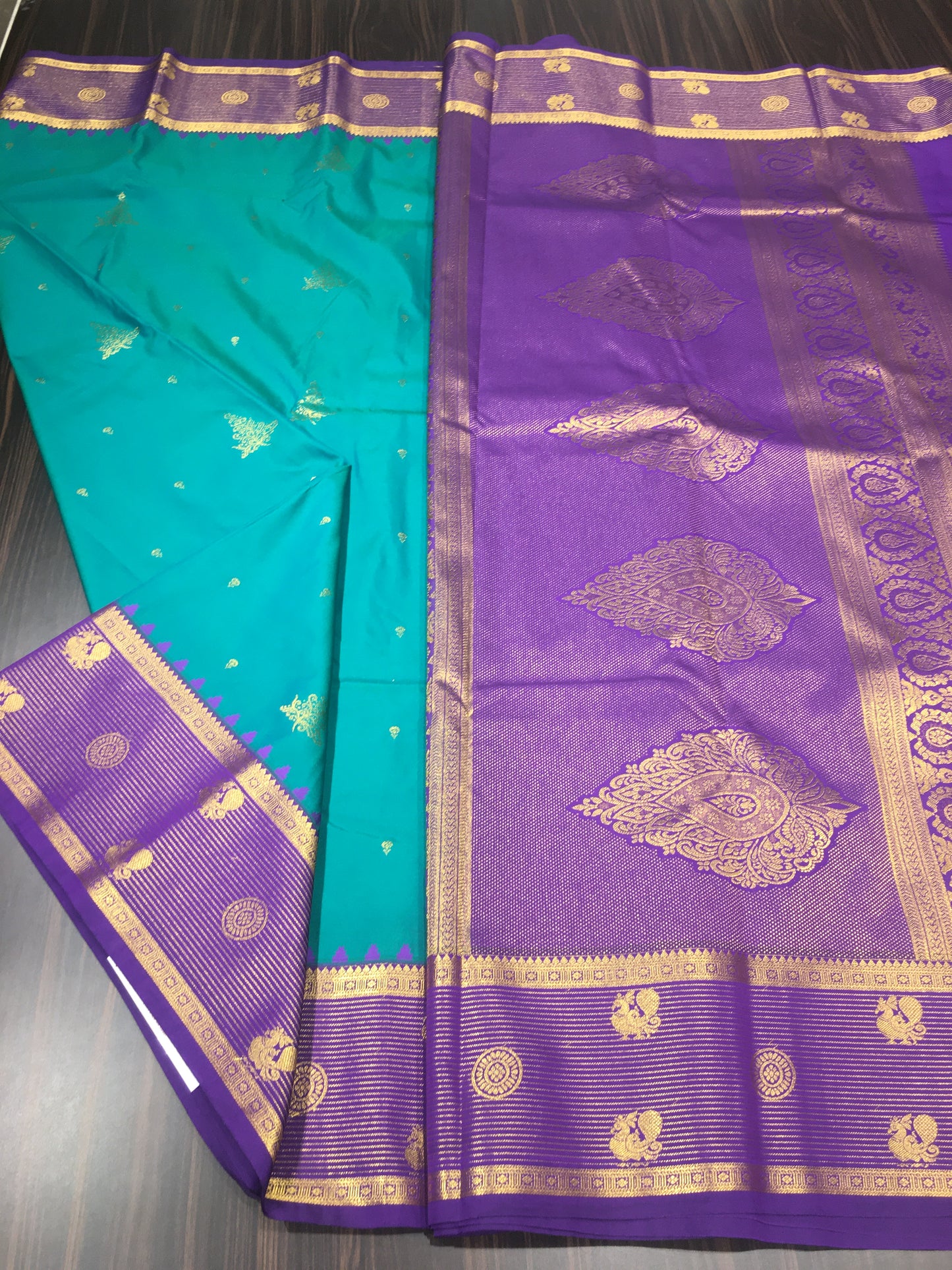 Semi Kanchipuram silk