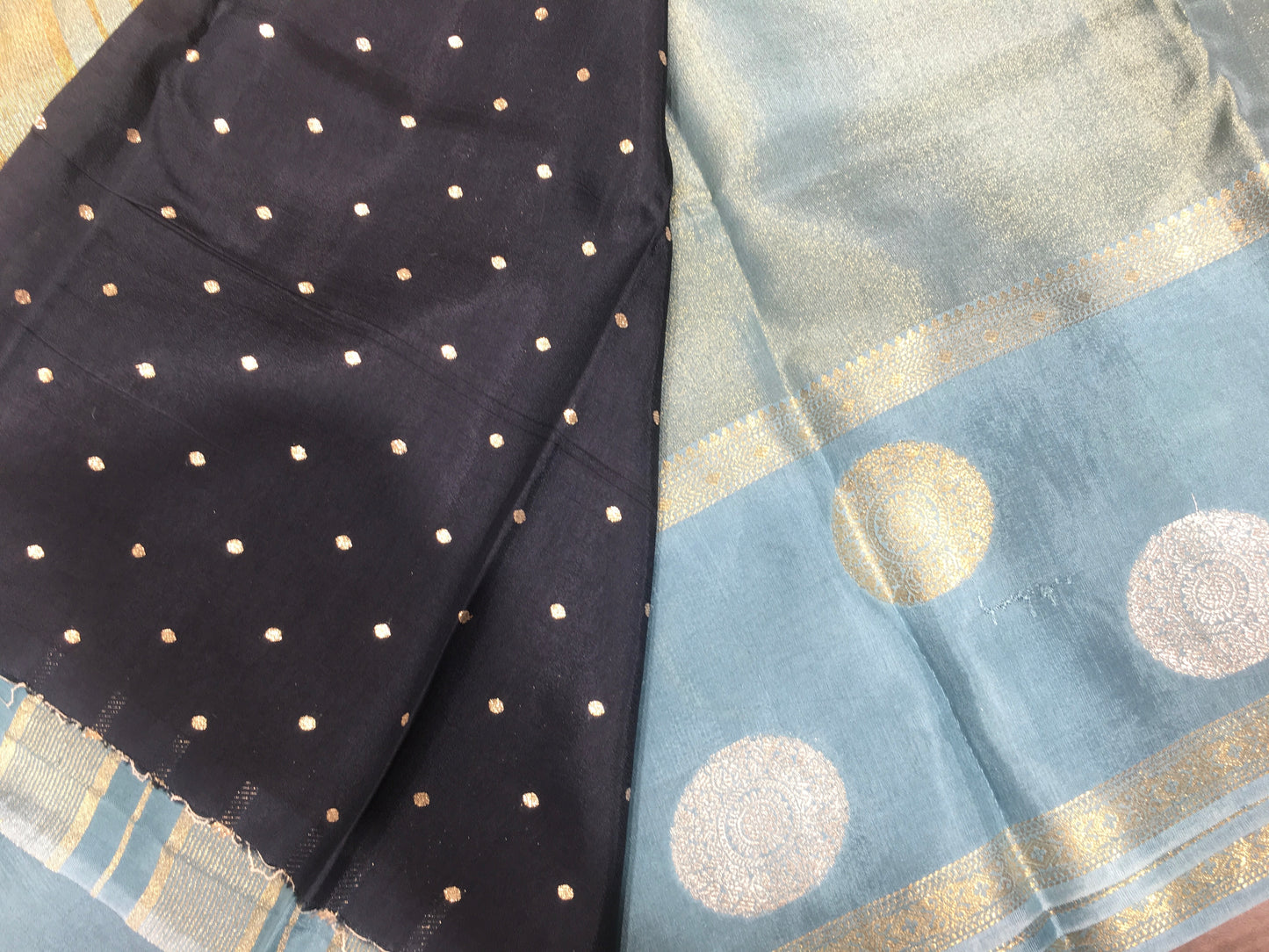Banarasi butti saree