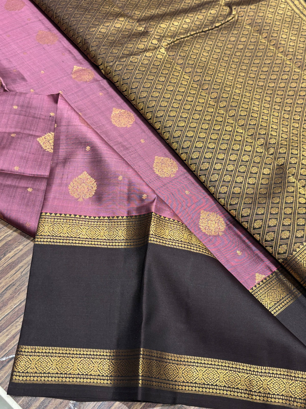 Pure kanchipuram Silk