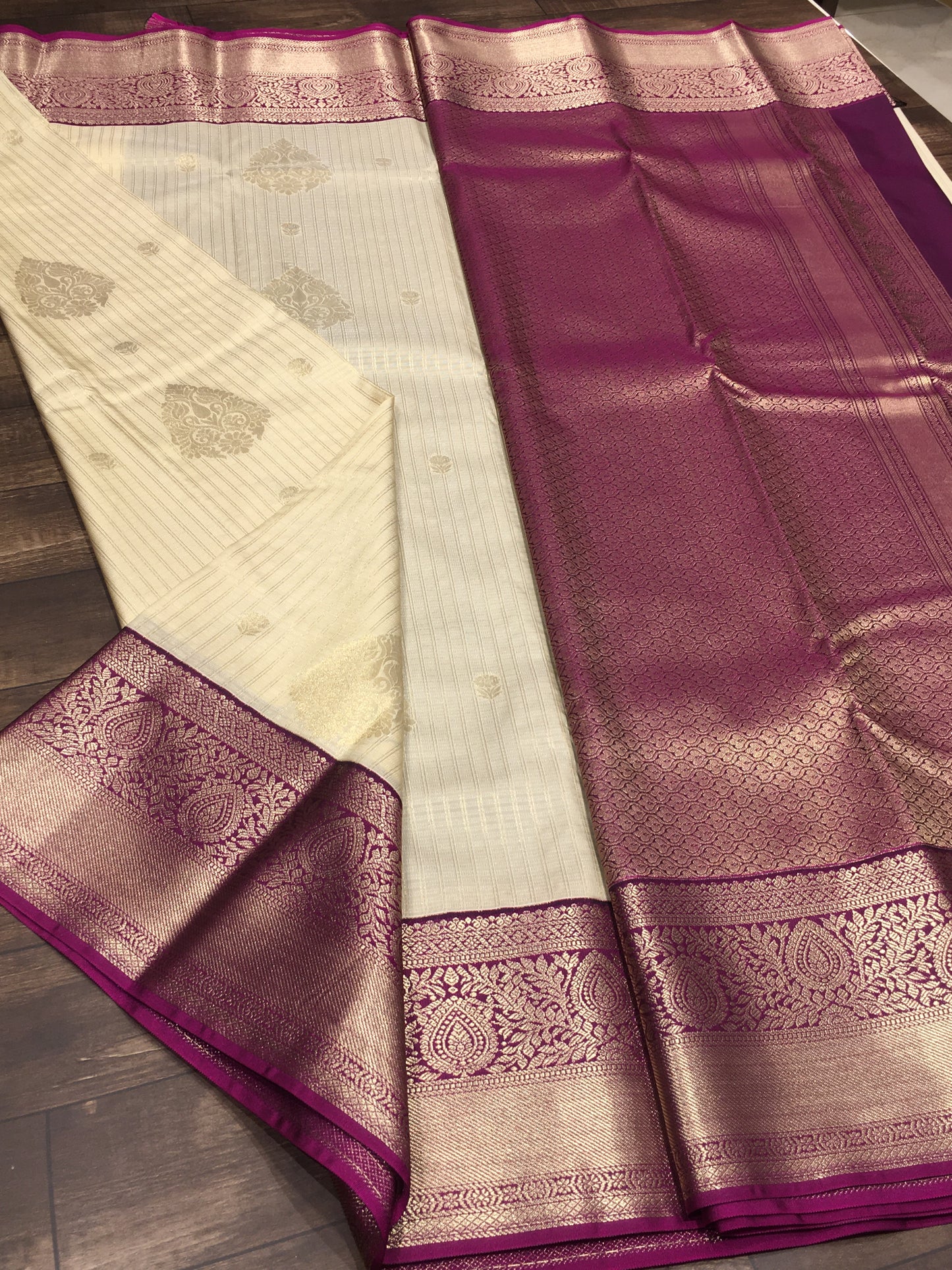Semi Kanchipuram silk