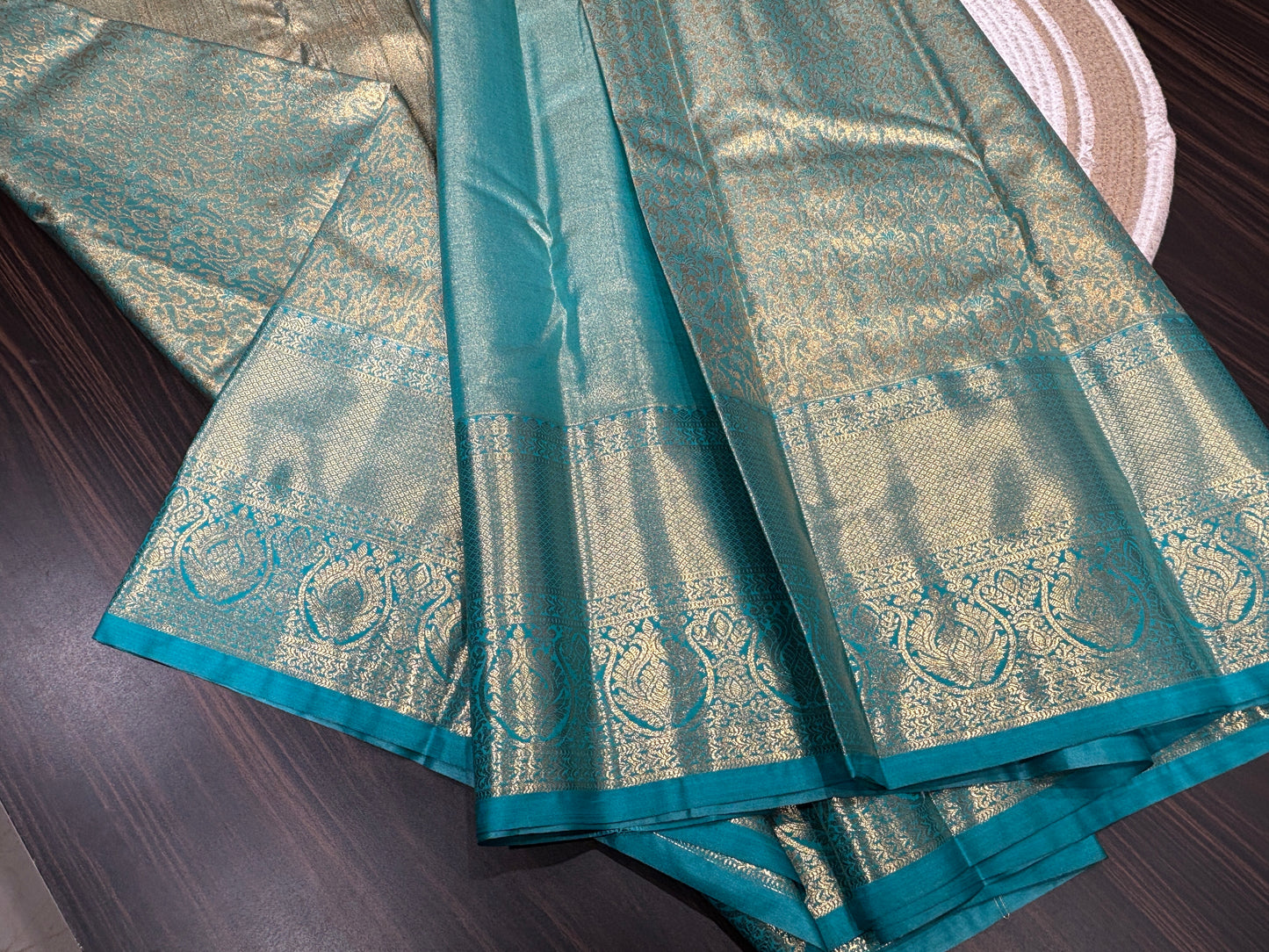Semi Kanchipuram tissue