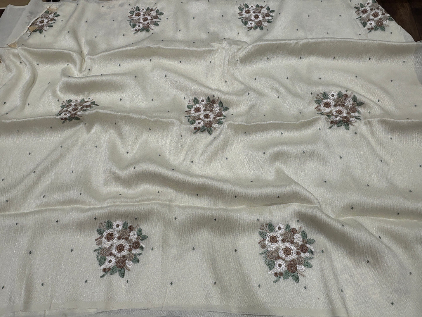 Soft tussar saree with thread work