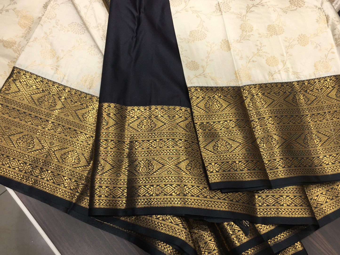 Semi Kanchipuram Silk