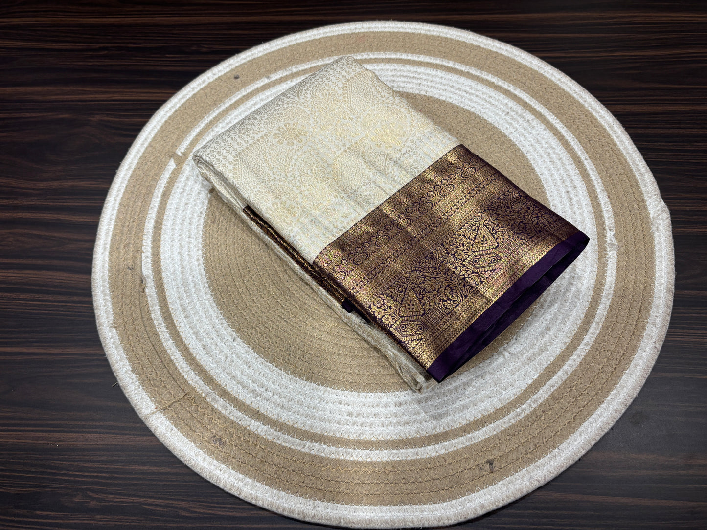 Semi Kanchipuram silk