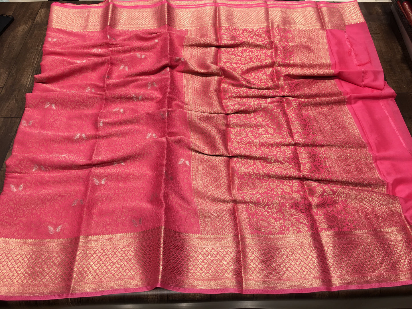 Chiffon crape saree