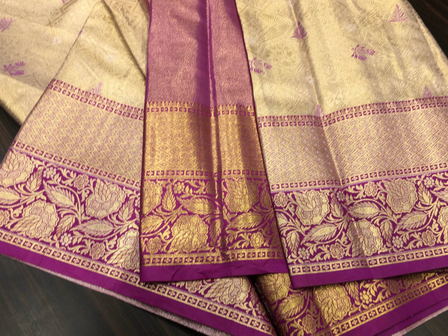 Semi Kanchipuram Tissue
