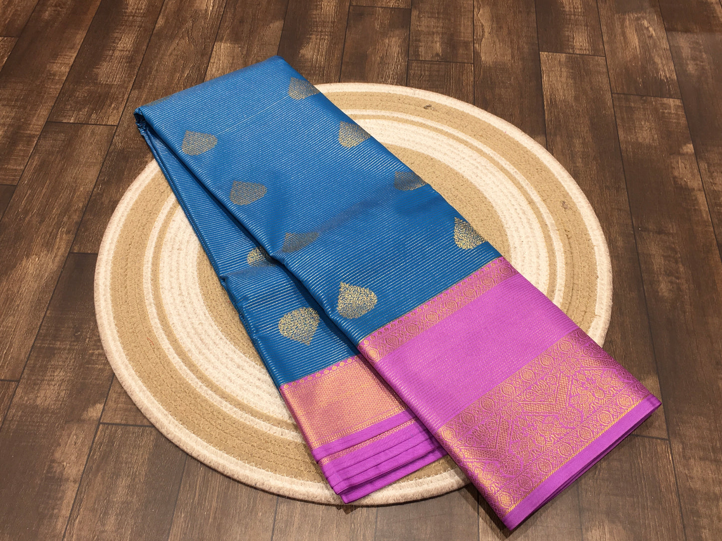 Semi Kanchipuram silk
