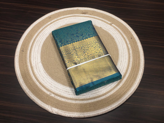 Semi Kanchipuram silk