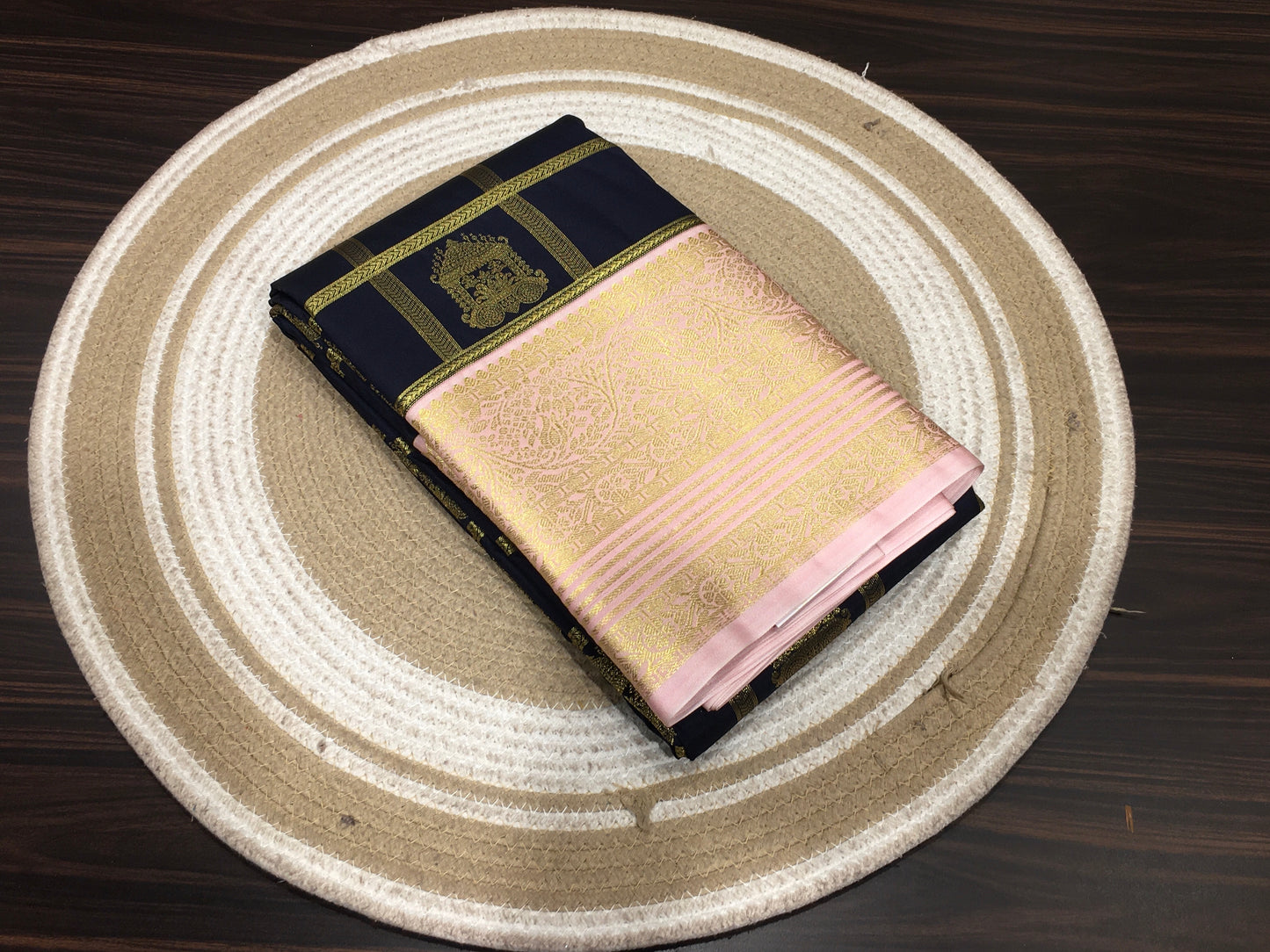 Semi Kanchipuram silk