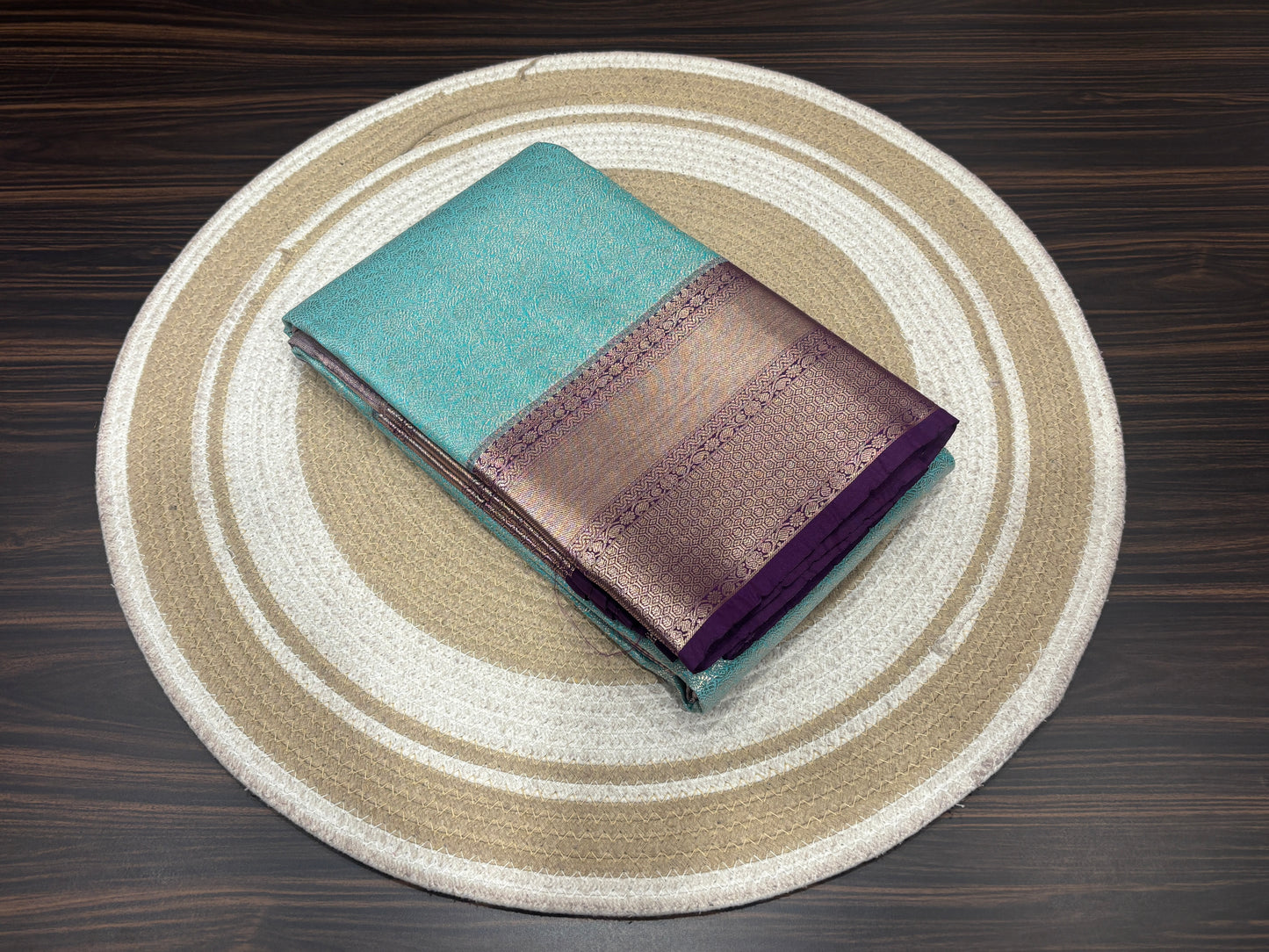 Semi Kanchipuram silk