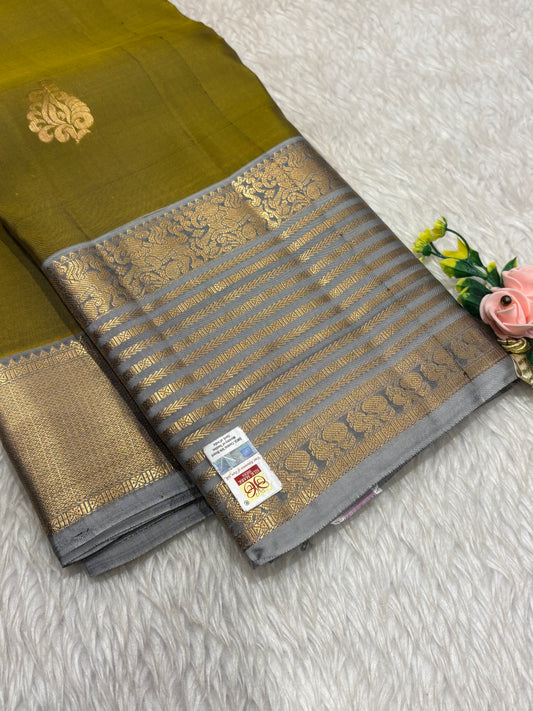 Pure Kanchipuram silk