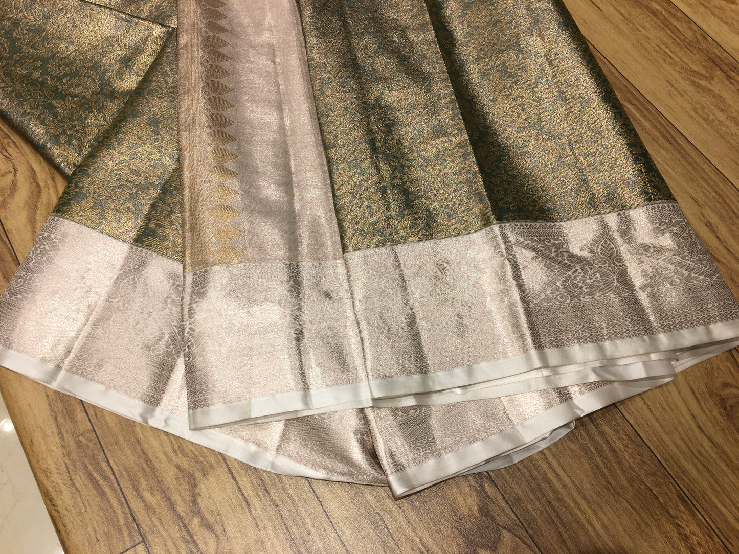 Semi Kanchipuram tissue