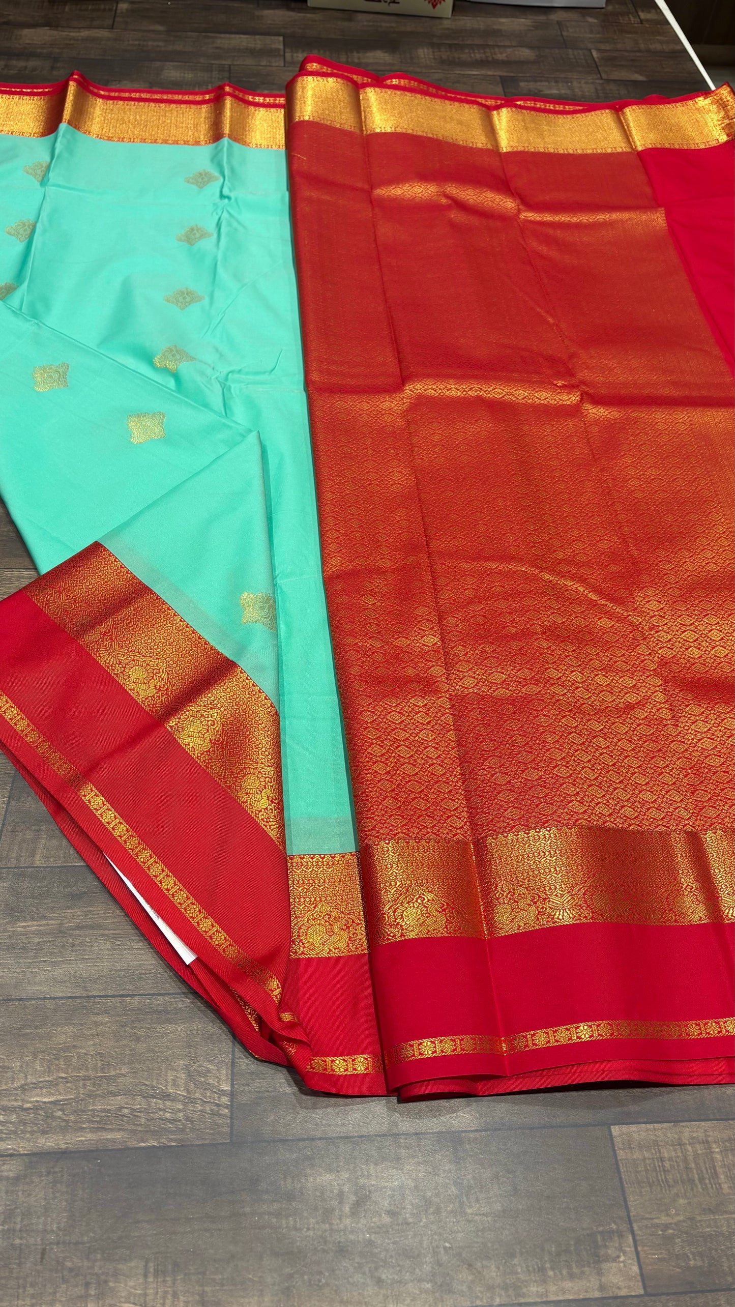 Semi Kanchipuram silk