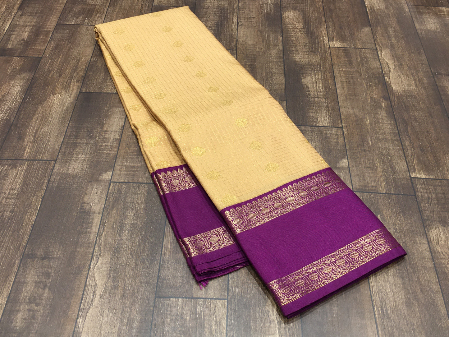 Semi Kanchipuram silk