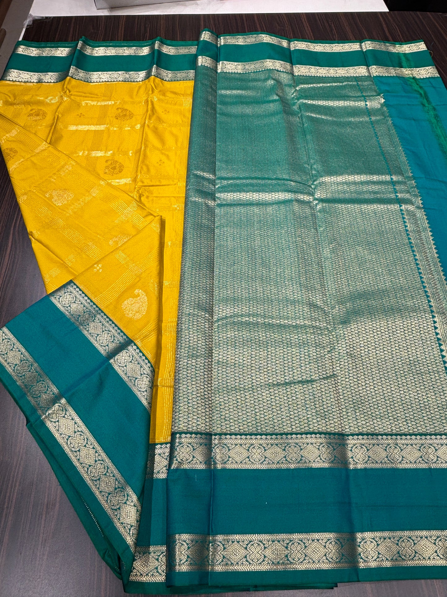 Semi Kanchipuram silk